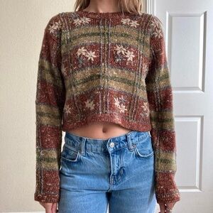 Vintage cropped embroidered floral sweater